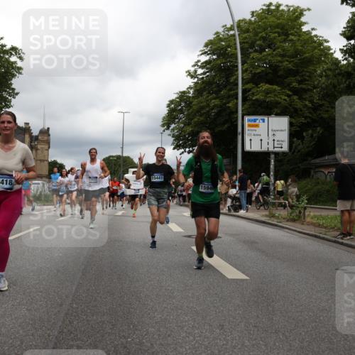 29.06.2025 - hella hamburg halbmarathon Yannick Fuchs http://msf.ph/oto/8249368 29.06.2025 10:47:52 20KM 1030, 1267, 1422, 1442, 1502, 1549, 1870, 2058, 2070, 2354, 2518, 2630, 3096, 3103, 3819, 4299, 5020, 5259, 5638, 6294, 6374, 6481, 6511, 6512, 6942, 7274, 7395, 7478, 7918, 8285, 8335, 8394, 8447, 9032, 9380, 9791, 9922, 11068, 11430, 11844, 12321, 12379, 12607, 12632, 13032, 13033, 13397, 13794, 13803, 13865, 13912, 14239, 14702, 15146, 15441, 15502, 15838, 15856, 15946, 16477, 16780, 17348, 17482, 18143, 18308, 18418, 18450, 18514, 18612, 19067 meine-sportfotos.de