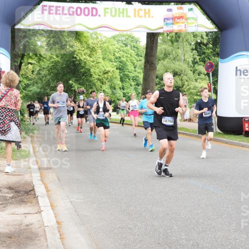 29.06.2025 - hella hamburg halbmarathon MichiJ http://msf.ph/oto/8249434 29.06.2025 10:51:38 Zwischen KM18-KM19 1863, 3039, 3182, 3248, 6100, 6174, 8890, 9191, 13542, 14465, 15137, 16455, 17387, 17763, 18395, 18440, 18768 meine-sportfotos.de