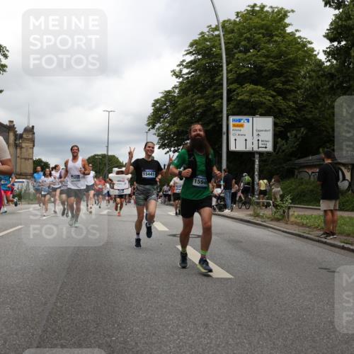 29.06.2025 - hella hamburg halbmarathon Yannick Fuchs http://msf.ph/oto/8249448 29.06.2025 10:47:52 20KM 1030, 1267, 1422, 1442, 1502, 1549, 1870, 2058, 2070, 2354, 2518, 2630, 3096, 3103, 3819, 4299, 5020, 5259, 5638, 6294, 6374, 6481, 6511, 6512, 6942, 7274, 7395, 7478, 7918, 8285, 8335, 8394, 8447, 9032, 9380, 9791, 9922, 11068, 11430, 11844, 12321, 12379, 12607, 12632, 13032, 13033, 13397, 13794, 13803, 13865, 13912, 14239, 14702, 15146, 15441, 15502, 15838, 15856, 15946, 16477, 16780, 17348, 17482, 18143, 18308, 18418, 18450, 18514, 18612, 19067 meine-sportfotos.de
