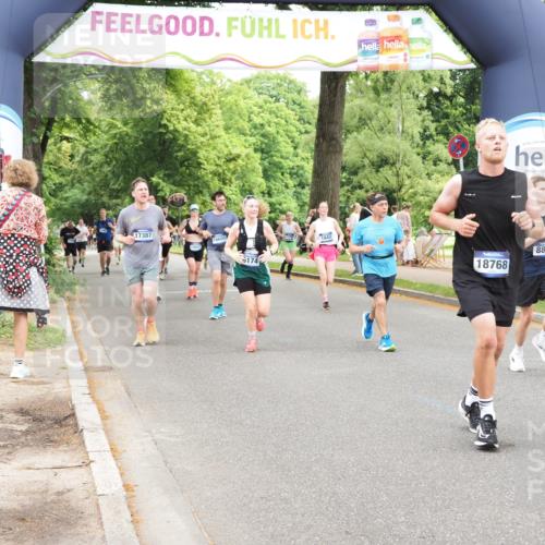 29.06.2025 - hella hamburg halbmarathon MichiJ http://msf.ph/oto/8249499 29.06.2025 10:51:39 Zwischen KM18-KM19 1863, 3039, 3182, 3248, 6100, 6174, 8890, 9191, 13542, 14465, 15137, 16455, 17387, 17763, 18395, 18768 meine-sportfotos.de
