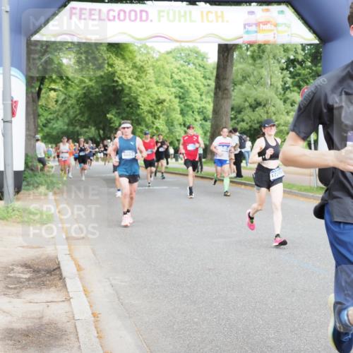 29.06.2025 - hella hamburg halbmarathon MichiJ http://msf.ph/oto/8249516 29.06.2025 10:28:45 Zwischen KM18-KM19 1358, 2714, 4888, 4889, 5752, 6649, 7495, 8346, 8370, 8574, 11284, 15015, 17245, 18013, 18614 meine-sportfotos.de