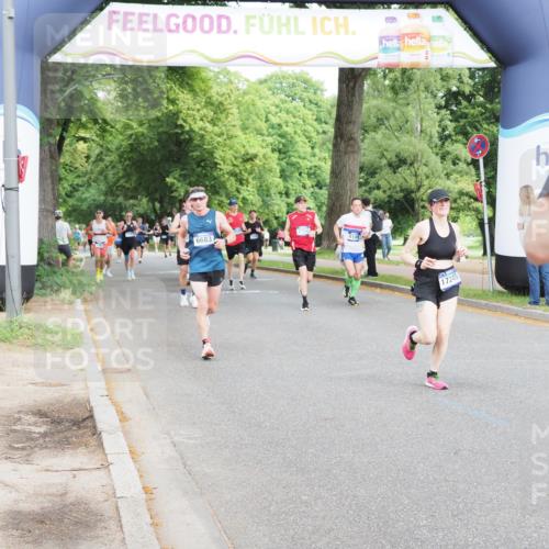 29.06.2025 - hella hamburg halbmarathon MichiJ http://msf.ph/oto/8249568 29.06.2025 10:28:45 Zwischen KM18-KM19 1358, 2714, 4888, 4889, 5752, 6649, 7495, 8346, 8370, 8574, 11284, 15015, 17245, 18013, 18614 meine-sportfotos.de