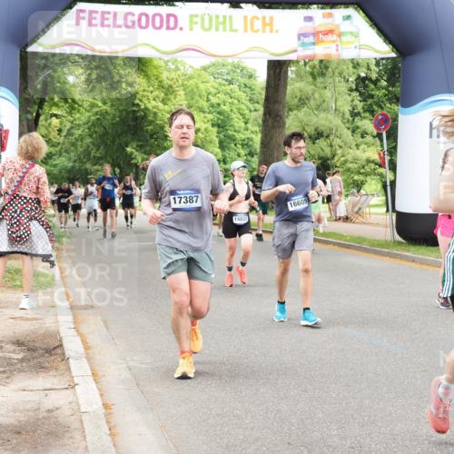 29.06.2025 - hella hamburg halbmarathon MichiJ http://msf.ph/oto/8249767 29.06.2025 10:51:41 Zwischen KM18-KM19 1842, 3039, 3182, 3248, 6100, 6174, 8890, 9816, 13542, 14822, 15137, 16455, 16605, 17387, 17763, 18395, 18768 meine-sportfotos.de