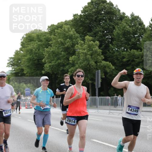 29.06.2025 - hella hamburg halbmarathon Jannik Wohlers http://msf.ph/oto/8250033 29.06.2025 10:30:52 Lombardsbrücke 1292, 1773, 1979, 2414, 2914, 4561, 4817, 5437, 5846, 5943, 6057, 6078, 6195, 6787, 7604, 8050, 8072, 8073, 10111, 11988, 12627, 14349, 15589, 15725, 16457, 16978, 17224, 17463, 17509, 17587, 18390, 18883, 19226 meine-sportfotos.de