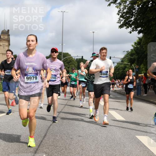 29.06.2025 - hella hamburg halbmarathon Yannick Fuchs http://msf.ph/oto/8250052 29.06.2025 10:35:26 20KM 1136, 1677, 1912, 2568, 2797, 2949, 3332, 3618, 4303, 4380, 4634, 4889, 5007, 5014, 5026, 5410, 6429, 6683, 7080, 7284, 7378, 7774, 8074, 8122, 8629, 8966, 9358, 9979, 10783, 10934, 10978, 11062, 11765, 11767, 11959, 12365, 12385, 12895, 13158, 13268, 13457, 14092, 14661, 14820, 15164, 15247, 15493, 15689, 16201, 16249, 16347, 16599, 17620, 17720, 17724, 17834, 17971, 18045, 18049, 18173, 18192, 18399, 18412, 18573 meine-sportfotos.de