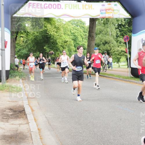 29.06.2025 - hella hamburg halbmarathon MichiJ http://msf.ph/oto/8250093 29.06.2025 10:28:48 Zwischen KM18-KM19 1882, 2750, 2826, 4888, 4889, 5745, 5752, 6149, 6683, 7495, 8346, 8574, 15015, 17245, 17620, 18614 meine-sportfotos.de
