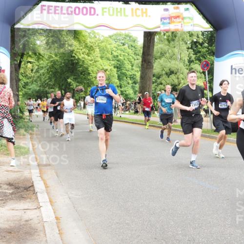29.06.2025 - hella hamburg halbmarathon MichiJ http://msf.ph/oto/8250110 29.06.2025 10:51:46 Zwischen KM18-KM19 1842, 6174, 6714, 9816, 11324, 13221, 13533, 14822, 15797, 15963, 16067, 16605 meine-sportfotos.de