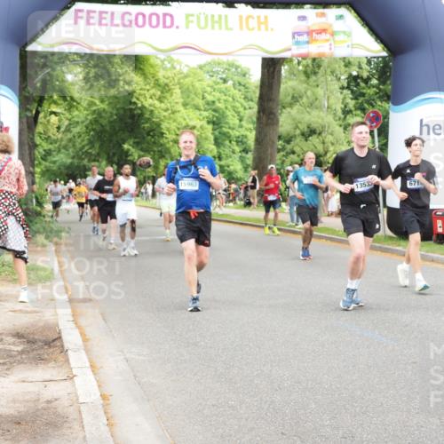 29.06.2025 - hella hamburg halbmarathon MichiJ http://msf.ph/oto/8250118 29.06.2025 10:51:46 Zwischen KM18-KM19 1842, 6174, 6714, 9816, 11324, 13221, 13533, 14822, 15797, 15963, 16067, 16605 meine-sportfotos.de