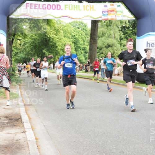 29.06.2025 - hella hamburg halbmarathon MichiJ http://msf.ph/oto/8250127 29.06.2025 10:51:46 Zwischen KM18-KM19 1842, 6174, 6714, 9816, 11324, 13221, 13533, 14822, 15797, 15963, 16067, 16605 meine-sportfotos.de