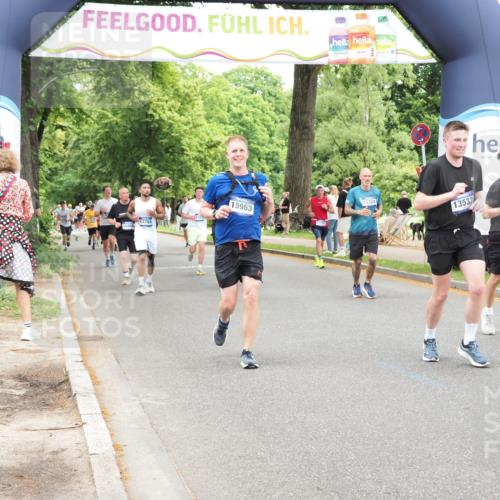 29.06.2025 - hella hamburg halbmarathon MichiJ http://msf.ph/oto/8250145 29.06.2025 10:51:47 Zwischen KM18-KM19 1842, 6714, 9816, 11324, 13221, 13533, 14822, 15797, 15963, 16067, 16605, 17784, 18577 meine-sportfotos.de
