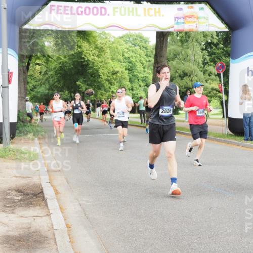 29.06.2025 - hella hamburg halbmarathon MichiJ http://msf.ph/oto/8250172 29.06.2025 10:28:48 Zwischen KM18-KM19 1882, 2750, 2826, 4888, 4889, 5745, 5752, 6149, 6683, 7495, 8346, 8574, 15015, 17245, 17620, 18614 meine-sportfotos.de