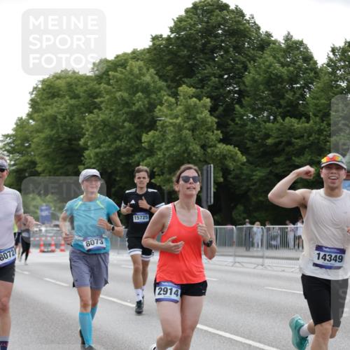29.06.2025 - hella hamburg halbmarathon Jannik Wohlers http://msf.ph/oto/8250194 29.06.2025 10:30:53 Lombardsbrücke 1292, 1773, 1979, 2414, 2914, 4561, 4817, 5437, 5846, 5943, 6057, 6078, 6195, 6787, 7604, 8050, 8072, 8073, 10111, 11988, 12627, 14349, 15725, 16457, 16978, 17224, 17463, 17509, 17587, 17706, 18390, 18883, 19226 meine-sportfotos.de