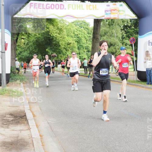 29.06.2025 - hella hamburg halbmarathon MichiJ http://msf.ph/oto/8250205 29.06.2025 10:28:48 Zwischen KM18-KM19 1882, 2750, 2826, 4888, 4889, 5745, 5752, 6149, 6683, 7495, 8346, 8574, 15015, 17245, 17620, 18614 meine-sportfotos.de