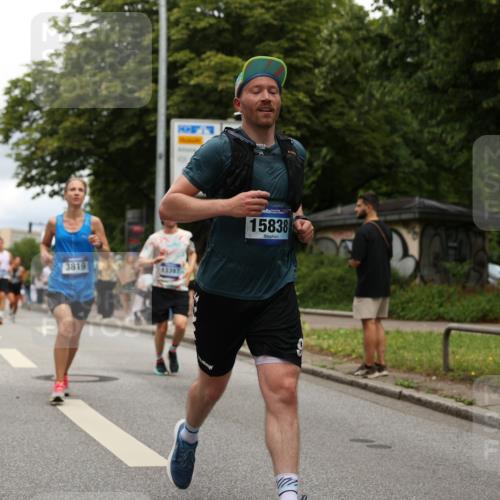 29.06.2025 - hella hamburg halbmarathon Yannick Fuchs http://msf.ph/oto/8250326 29.06.2025 10:47:55 20KM 1030, 1267, 1422, 1442, 1502, 1549, 1870, 2058, 2070, 2354, 2432, 2518, 2630, 3096, 3103, 3819, 4299, 5020, 5259, 5638, 6260, 6294, 6374, 6511, 6512, 7274, 7395, 7478, 7973, 8285, 8335, 8394, 9032, 9380, 9791, 9922, 10040, 11009, 11068, 11430, 11844, 12321, 12607, 12632, 13033, 13397, 13794, 13803, 13865, 13912, 14026, 14239, 14702, 15146, 15441, 15838, 15856, 15946, 16780, 17348, 17482, 18143, 18308, 18418, 18450, 18514, 18612, 19067 meine-sportfotos.de