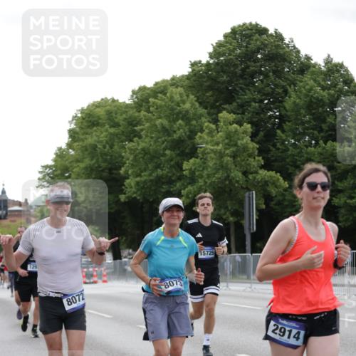 29.06.2025 - hella hamburg halbmarathon Jannik Wohlers http://msf.ph/oto/8250340 29.06.2025 10:30:53 Lombardsbrücke 1292, 1773, 1979, 2414, 2914, 4561, 4817, 5437, 5846, 5943, 6057, 6078, 6195, 6787, 7604, 8050, 8072, 8073, 10111, 11988, 12627, 14349, 15725, 16457, 16978, 17224, 17463, 17509, 17587, 17706, 18390, 18883, 19226 meine-sportfotos.de