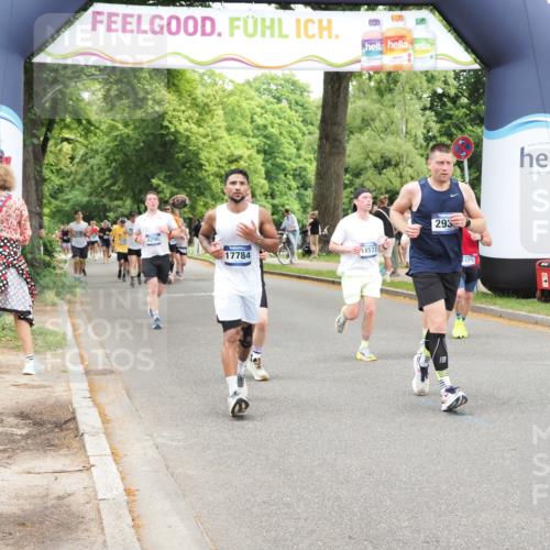 29.06.2025 - hella hamburg halbmarathon MichiJ http://msf.ph/oto/8250342 29.06.2025 10:51:49 Zwischen KM18-KM19 2936, 6714, 9816, 11324, 11429, 13221, 13533, 14822, 15797, 15963, 16067, 16605, 16989, 17784, 18575, 18577 meine-sportfotos.de