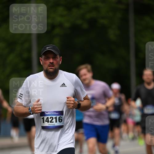 29.06.2025 - hella hamburg halbmarathon Dr. Thomas Lammeyer http://msf.ph/oto/8250419 29.06.2025 10:34:54 Kennedybrücke 1059, 1472, 1773, 2097, 2505, 2569, 3131, 4561, 6556, 6620, 6725, 7071, 7351, 7517, 8792, 9095, 9576, 9830, 9937, 10989, 10996 meine-sportfotos.de