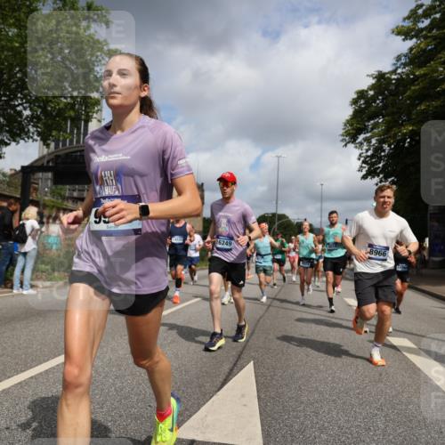 29.06.2025 - hella hamburg halbmarathon Yannick Fuchs http://msf.ph/oto/8250493 29.06.2025 10:35:27 20KM 1136, 1677, 2568, 2797, 2949, 3332, 3618, 4303, 4380, 4634, 4889, 5007, 5014, 5026, 5410, 5709, 6429, 6683, 7080, 7284, 7378, 7774, 8074, 8122, 8966, 9358, 9979, 10783, 10934, 10978, 11062, 11765, 11959, 12365, 12385, 12895, 13158, 13268, 13457, 14092, 14661, 14820, 15164, 15247, 15493, 15689, 16201, 16249, 16347, 16599, 17620, 17720, 17724, 17834, 17971, 18045, 18049, 18173, 18192, 18399, 18412, 18573 meine-sportfotos.de