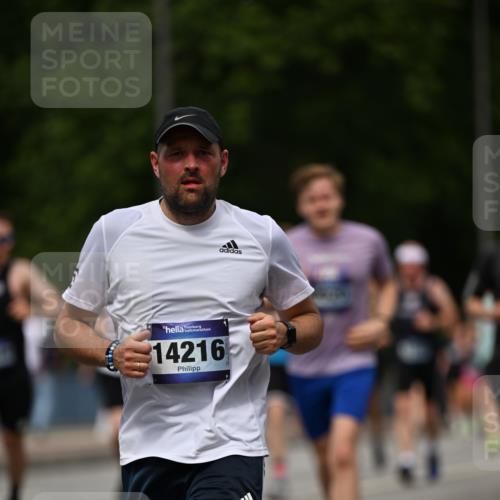 29.06.2025 - hella hamburg halbmarathon Dr. Thomas Lammeyer http://msf.ph/oto/8250530 29.06.2025 10:34:54 Kennedybrücke 1059, 1472, 1773, 2097, 2505, 2569, 3131, 4561, 6556, 6620, 6725, 7071, 7351, 7517, 8792, 9095, 9576, 9830, 9937, 10989, 10996 meine-sportfotos.de