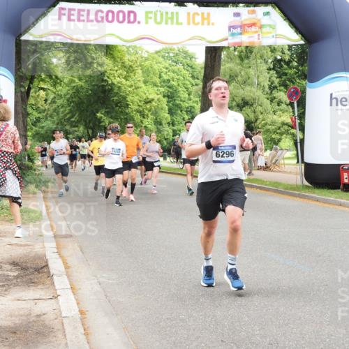 29.06.2025 - hella hamburg halbmarathon MichiJ http://msf.ph/oto/8250585 29.06.2025 10:51:53 Zwischen KM18-KM19 2936, 5742, 0000, 6462, 6714, 10074, 11324, 11429, 13221, 15963, 16233, 16989, 17784, 18575, 18577 meine-sportfotos.de
