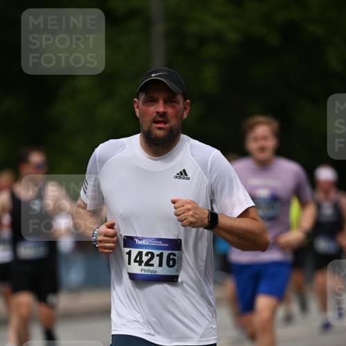 29.06.2025 - hella hamburg halbmarathon Dr. Thomas Lammeyer http://msf.ph/oto/8250590 29.06.2025 10:34:54 Kennedybrücke 1059, 1472, 1773, 2097, 2505, 2569, 3131, 4561, 6556, 6620, 6725, 7071, 7351, 7517, 8792, 9095, 9576, 9830, 9937, 10989, 10996 meine-sportfotos.de