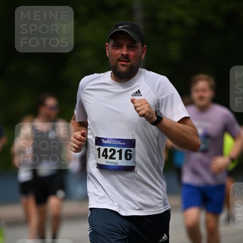 29.06.2025 - hella hamburg halbmarathon Dr. Thomas Lammeyer http://msf.ph/oto/8250615 29.06.2025 10:34:54 Kennedybrücke 1059, 1472, 1773, 2097, 2505, 2569, 3131, 4561, 6556, 6620, 6725, 7071, 7351, 7517, 8792, 9095, 9576, 9830, 9937, 10989, 10996 meine-sportfotos.de