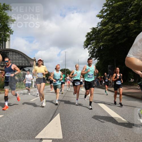 29.06.2025 - hella hamburg halbmarathon Yannick Fuchs http://msf.ph/oto/8250628 29.06.2025 10:35:28 20KM 1136, 1677, 2568, 2797, 2949, 3332, 3618, 4205, 4303, 4380, 4634, 4871, 4889, 5007, 5014, 5026, 5410, 5709, 6429, 6683, 7080, 7284, 7378, 7774, 8074, 8122, 8966, 9358, 9979, 10783, 10934, 10978, 11062, 11765, 11922, 11959, 12365, 12385, 12895, 13158, 13268, 13457, 14092, 14661, 14820, 15164, 15247, 15493, 15689, 16201, 16249, 16347, 16599, 17620, 17720, 17724, 17834, 17971, 18045, 18049, 18173, 18399, 18412, 18573 meine-sportfotos.de