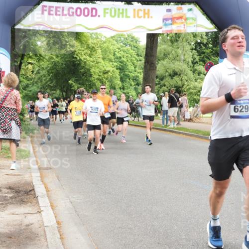 29.06.2025 - hella hamburg halbmarathon MichiJ http://msf.ph/oto/8250633 29.06.2025 10:51:54 Zwischen KM18-KM19 1526, 2936, 5742, 0000, 6462, 7935, 10074, 11324, 11429, 15963, 16233, 16989, 17784, 18575, 18577 meine-sportfotos.de
