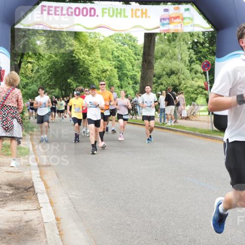 29.06.2025 - hella hamburg halbmarathon MichiJ http://msf.ph/oto/8250646 29.06.2025 10:51:54 Zwischen KM18-KM19 1526, 2936, 5742, 0000, 6462, 7935, 10074, 11324, 11429, 15963, 16233, 16989, 17784, 18575, 18577 meine-sportfotos.de