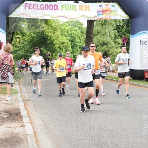29.06.2025 - hella hamburg halbmarathon MichiJ http://msf.ph/oto/8250791 29.06.2025 10:51:55 Zwischen KM18-KM19 1526, 2936, 4146, 5742, 0000, 6462, 7935, 10074, 11429, 14306, 16233, 16237, 16989, 17784, 18575, 18577 meine-sportfotos.de