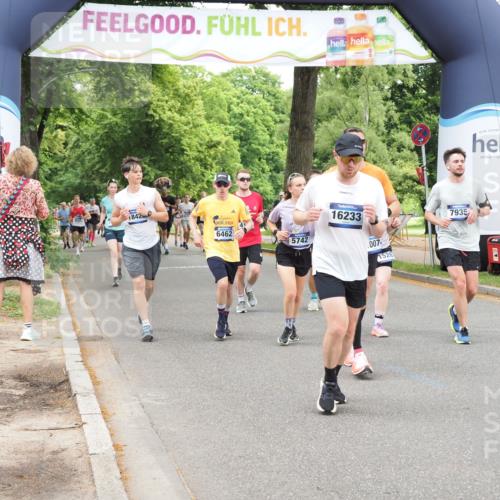 29.06.2025 - hella hamburg halbmarathon MichiJ http://msf.ph/oto/8250799 29.06.2025 10:51:56 Zwischen KM18-KM19 1526, 2936, 4146, 5742, 0000, 6462, 7935, 10074, 11429, 14306, 16233, 16237, 16989, 18426, 18575 meine-sportfotos.de