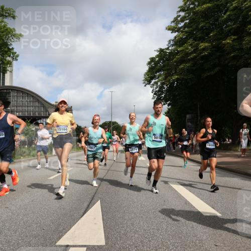 29.06.2025 - hella hamburg halbmarathon Yannick Fuchs http://msf.ph/oto/8250841 29.06.2025 10:35:28 20KM 1136, 1677, 2568, 2797, 2949, 3332, 3618, 4205, 4303, 4380, 4634, 4871, 4889, 5007, 5014, 5026, 5410, 5709, 6429, 6683, 7080, 7284, 7378, 7774, 8074, 8122, 8966, 9358, 9979, 10783, 10934, 10978, 11062, 11765, 11922, 11959, 12365, 12385, 12895, 13158, 13268, 13457, 14092, 14661, 14820, 15164, 15247, 15493, 15689, 16201, 16249, 16347, 16599, 17620, 17720, 17724, 17834, 17971, 18045, 18049, 18173, 18399, 18412, 18573 meine-sportfotos.de