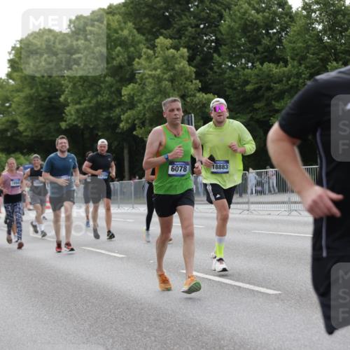29.06.2025 - hella hamburg halbmarathon Jannik Wohlers http://msf.ph/oto/8250919 29.06.2025 10:30:58 Lombardsbrücke 1292, 1979, 2414, 2914, 4561, 4817, 5165, 5437, 5846, 5943, 6057, 6078, 7604, 7772, 8050, 8072, 8073, 10111, 10586, 11587, 14349, 15725, 16457, 16978, 17509, 17587, 17706, 17989, 18390, 18507, 18883, 18943 meine-sportfotos.de