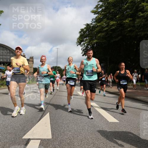 29.06.2025 - hella hamburg halbmarathon Yannick Fuchs http://msf.ph/oto/8251026 29.06.2025 10:35:28 20KM 1136, 1677, 2568, 2797, 2949, 3332, 3618, 4205, 4303, 4380, 4634, 4871, 4889, 5007, 5014, 5026, 5410, 5709, 6429, 6683, 7080, 7284, 7378, 7774, 8074, 8122, 8966, 9358, 9979, 10783, 10934, 10978, 11062, 11765, 11922, 11959, 12365, 12385, 12895, 13158, 13268, 13457, 14092, 14661, 14820, 15164, 15247, 15493, 15689, 16201, 16249, 16347, 16599, 17620, 17720, 17724, 17834, 17971, 18045, 18049, 18173, 18399, 18412, 18573 meine-sportfotos.de