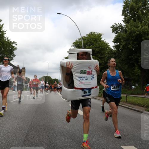 29.06.2025 - hella hamburg halbmarathon Yannick Fuchs http://msf.ph/oto/8251049 29.06.2025 10:47:56 20KM 1267, 1422, 1442, 1502, 1549, 1870, 2058, 2070, 2354, 2432, 2518, 2630, 3096, 3103, 3819, 4299, 5020, 5259, 6260, 6294, 6374, 6511, 6512, 7274, 7395, 7478, 7973, 8285, 8335, 8394, 9032, 9380, 9791, 9922, 10040, 11009, 11068, 11430, 11789, 11844, 12321, 12607, 12632, 13033, 13397, 13794, 13803, 13912, 14026, 14239, 14702, 15146, 15441, 15838, 15856, 15946, 16780, 17348, 17482, 18143, 18308, 18418, 18450, 18514, 18612, 19067 meine-sportfotos.de