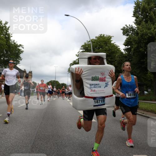 29.06.2025 - hella hamburg halbmarathon Yannick Fuchs http://msf.ph/oto/8251060 29.06.2025 10:47:56 20KM 1267, 1422, 1442, 1502, 1549, 1870, 2058, 2070, 2354, 2432, 2518, 2630, 3096, 3103, 3819, 4299, 5020, 5259, 6260, 6294, 6374, 6511, 6512, 7274, 7395, 7478, 7973, 8285, 8335, 8394, 9032, 9380, 9791, 9922, 10040, 11009, 11068, 11430, 11789, 11844, 12321, 12607, 12632, 13033, 13397, 13794, 13803, 13912, 14026, 14239, 14702, 15146, 15441, 15838, 15856, 15946, 16780, 17348, 17482, 18143, 18308, 18418, 18450, 18514, 18612, 19067 meine-sportfotos.de