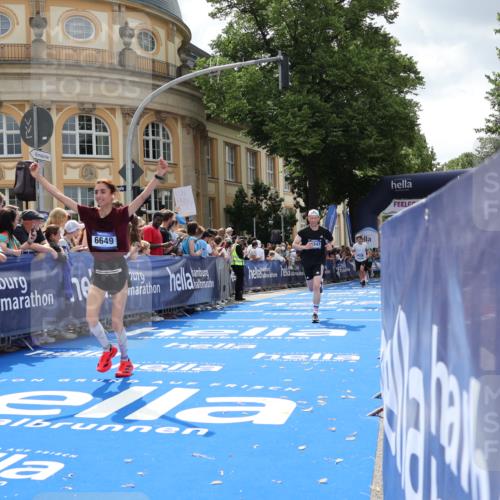 29.06.2025 - hella hamburg halbmarathon Strokosch-Dieckow http://msf.ph/oto/8251173 29.06.2025 10:40:28 Ziel 6649, 7284, 8370, 8966, 10978, 11767, 12365, 12540, 14924, 15015, 15164, 15247, 17214, 17245, 17916, 18192 meine-sportfotos.de