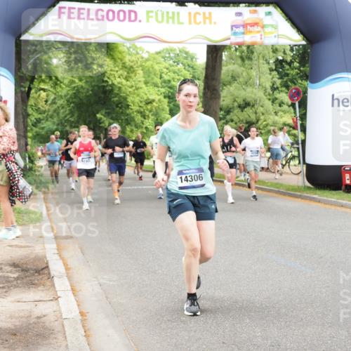 29.06.2025 - hella hamburg halbmarathon MichiJ http://msf.ph/oto/8251192 29.06.2025 10:52:00 Zwischen KM18-KM19 1526, 4146, 5742, 0000, 6462, 7935, 10074, 13901, 14306, 16233, 16237, 18196, 18426 meine-sportfotos.de