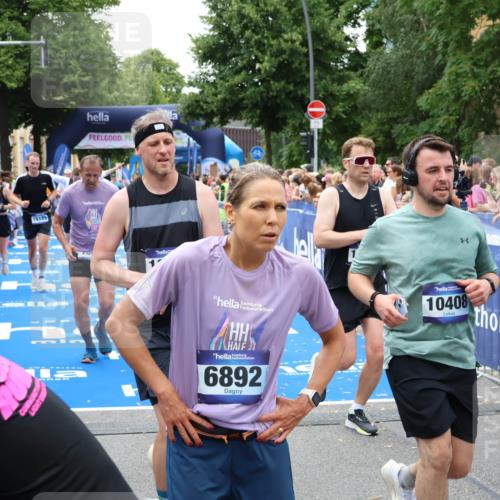 29.06.2025 - hella hamburg halbmarathon Zöllner http://msf.ph/oto/8251222 29.06.2025 10:58:15 Ziel 1563, 2907, 4426, 6104, 8290, 14631, 15125, 15189, 18068 meine-sportfotos.de