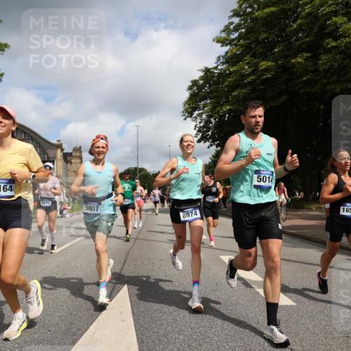 29.06.2025 - hella hamburg halbmarathon Yannick Fuchs http://msf.ph/oto/8251233 29.06.2025 10:35:28 20KM 1136, 1677, 2568, 2797, 2949, 3332, 3618, 4205, 4303, 4380, 4634, 4871, 4889, 5007, 5014, 5026, 5410, 5709, 6429, 6683, 7080, 7284, 7378, 7774, 8074, 8122, 8966, 9358, 9979, 10783, 10934, 10978, 11062, 11765, 11922, 11959, 12365, 12385, 12895, 13158, 13268, 13457, 14092, 14661, 14820, 15164, 15247, 15493, 15689, 16201, 16249, 16347, 16599, 17620, 17720, 17724, 17834, 17971, 18045, 18049, 18173, 18399, 18412, 18573 meine-sportfotos.de