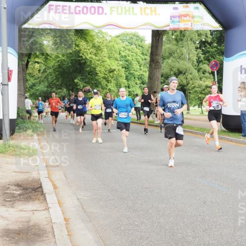 29.06.2025 - hella hamburg halbmarathon MichiJ http://msf.ph/oto/8251422 29.06.2025 10:28:55 Zwischen KM18-KM19 1882, 2324, 2826, 5375, 5508, 5745, 8629, 11765, 12046, 12540, 12704, 13158, 15828, 17620, 17973 meine-sportfotos.de