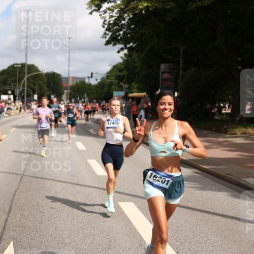 29.06.2025 - hella hamburg halbmarathon Yannick Fuchs http://msf.ph/oto/8251473 29.06.2025 10:35:31 20KM 1136, 1677, 2568, 2797, 2949, 3332, 3618, 4205, 4303, 4380, 4634, 4871, 4889, 5007, 5014, 5026, 5410, 5709, 6429, 6683, 6771, 7080, 7284, 7378, 7774, 8074, 8122, 8966, 9358, 9640, 9659, 9755, 9979, 10375, 10783, 10934, 10978, 11062, 11765, 11922, 11959, 12365, 12385, 12895, 13158, 13268, 13457, 14661, 14820, 15164, 15247, 15493, 15689, 16201, 16249, 16347, 16599, 17720, 17724, 17834, 17971, 18045, 18049, 18173, 18399, 18412, 18573 meine-sportfotos.de