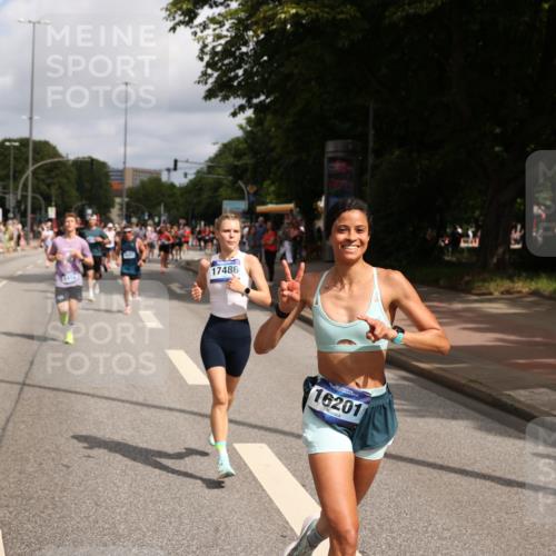 29.06.2025 - hella hamburg halbmarathon Yannick Fuchs http://msf.ph/oto/8251490 29.06.2025 10:35:31 20KM 1136, 1677, 2568, 2797, 2949, 3332, 3618, 4205, 4303, 4380, 4634, 4871, 4889, 5007, 5014, 5026, 5410, 5709, 6429, 6683, 6771, 7080, 7284, 7378, 7774, 8074, 8122, 8966, 9358, 9640, 9659, 9755, 9979, 10375, 10783, 10934, 10978, 11062, 11765, 11922, 11959, 12365, 12385, 12895, 13158, 13268, 13457, 14661, 14820, 15164, 15247, 15493, 15689, 16201, 16249, 16347, 16599, 17720, 17724, 17834, 17971, 18045, 18049, 18173, 18399, 18412, 18573 meine-sportfotos.de