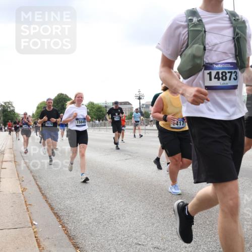 29.06.2025 - hella hamburg halbmarathon Lena Gebhardt http://msf.ph/oto/8251492 29.06.2025 10:34:10 Lombardsbrücke 1189, 1275, 1417, 1672, 1705, 1787, 1896, 2265, 2412, 2464, 2482, 2496, 2510, 2511, 2526, 2801, 2933, 3145, 3264, 3340, 3345, 3560, 3829, 3848, 4479, 4540, 4696, 4807, 4824, 4826, 4942, 5557, 5561, 5566, 5584, 5609, 5691, 5821, 5822, 5887, 6105, 6364, 6515, 6516, 6571, 6574, 6956, 7027, 7324, 7329, 7565, 8202, 8277, 8349, 8375, 8377, 8383, 8401, 8965, 9094, 9379, 9875, 9995, 10007, 10071, 10360, 10561, 10564, 11872, 13957, 16919, 17230, 18158, 18941 meine-sportfotos.de