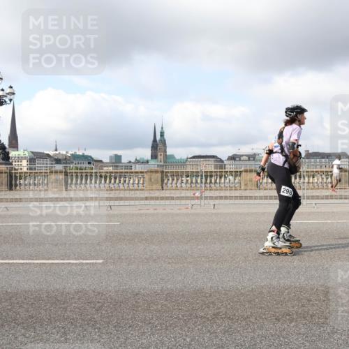 29.06.2025 - hella hamburg halbmarathon Lena Gebhardt http://msf.ph/oto/8251549 29.06.2025 09:02:54 Lombardsbrücke  meine-sportfotos.de