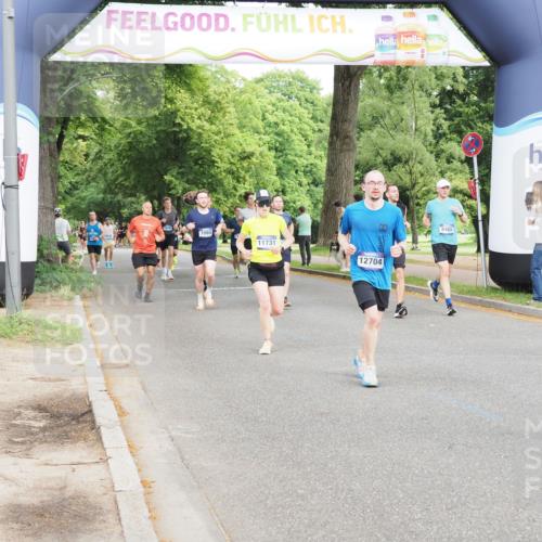 29.06.2025 - hella hamburg halbmarathon MichiJ http://msf.ph/oto/8251647 29.06.2025 10:28:56 Zwischen KM18-KM19 1882, 2324, 2826, 5375, 5508, 5745, 8629, 11765, 12046, 12540, 12704, 13158, 15828, 17620, 17973 meine-sportfotos.de