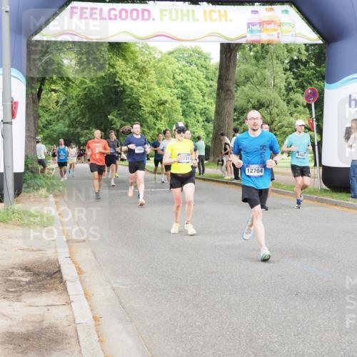 29.06.2025 - hella hamburg halbmarathon MichiJ http://msf.ph/oto/8251699 29.06.2025 10:28:56 Zwischen KM18-KM19 1882, 2324, 2826, 5375, 5508, 5745, 8629, 11765, 12046, 12540, 12704, 13158, 15828, 17620, 17973 meine-sportfotos.de