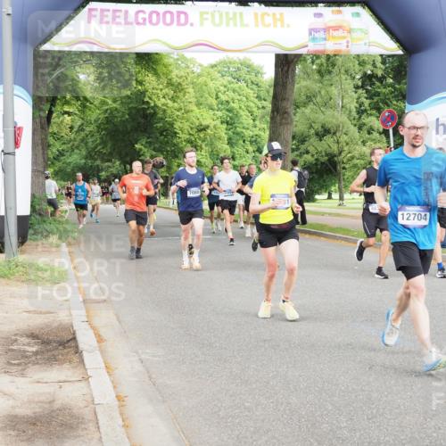 29.06.2025 - hella hamburg halbmarathon MichiJ http://msf.ph/oto/8251815 29.06.2025 10:28:57 Zwischen KM18-KM19 2324, 3332, 4843, 5375, 5508, 8465, 8629, 11731, 11765, 12046, 12540, 12704, 13158, 15828, 17214, 17973 meine-sportfotos.de