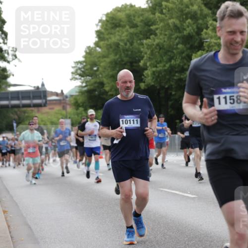 29.06.2025 - hella hamburg halbmarathon Jannik Wohlers http://msf.ph/oto/8251897 29.06.2025 10:31:03 Lombardsbrücke 1292, 2414, 2914, 4817, 4953, 5165, 5846, 5943, 6078, 6546, 6573, 7604, 7772, 8050, 9183, 10111, 10240, 10586, 11587, 13724, 14349, 15024, 15222, 15575, 15725, 16457, 16978, 17404, 17517, 17706, 17989, 18390, 18507, 18672, 18883, 18943 meine-sportfotos.de