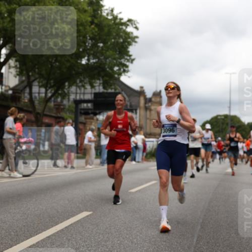 29.06.2025 - hella hamburg halbmarathon Yannick Fuchs http://msf.ph/oto/8251932 29.06.2025 10:47:59 20KM 1267, 1422, 1442, 1502, 1549, 1870, 2058, 2432, 2518, 2630, 3096, 3103, 3819, 4299, 5020, 5259, 6260, 6294, 6374, 7129, 7395, 7478, 7973, 8285, 8394, 9032, 9380, 9791, 9922, 10040, 11009, 11068, 11430, 11789, 11844, 12321, 12607, 12632, 13033, 13147, 13397, 13794, 13803, 13912, 14026, 14239, 14702, 15146, 15838, 15856, 15946, 16623, 16780, 17482, 18308, 18418, 18450, 18514, 18612, 19067 meine-sportfotos.de